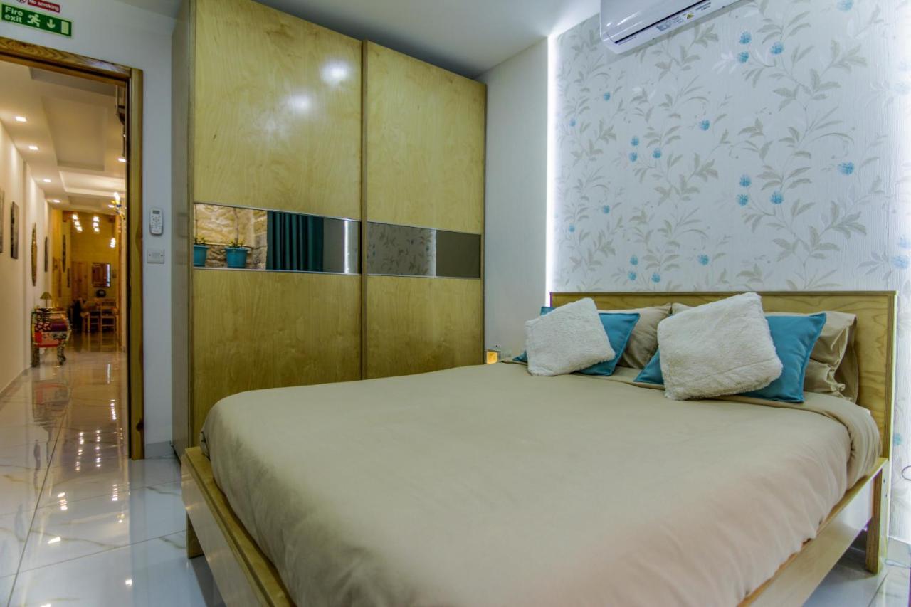 Ta' Gilard - Lovely Renovated Holiday Home Zabbar Exterior photo